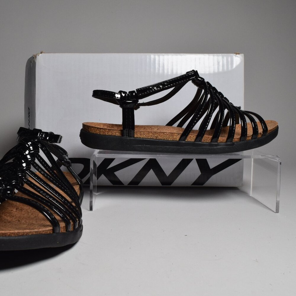DKNY Active Fisherman Sandals